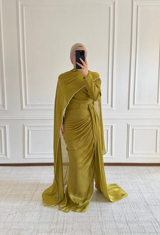 Sena Dress mit abnehmbarer Schal