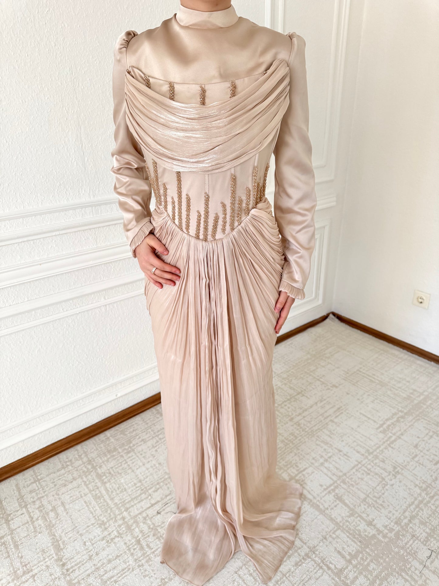 Mira Dress Beige