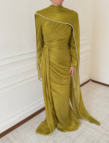 Sena Dress mit abnehmbarer Schal