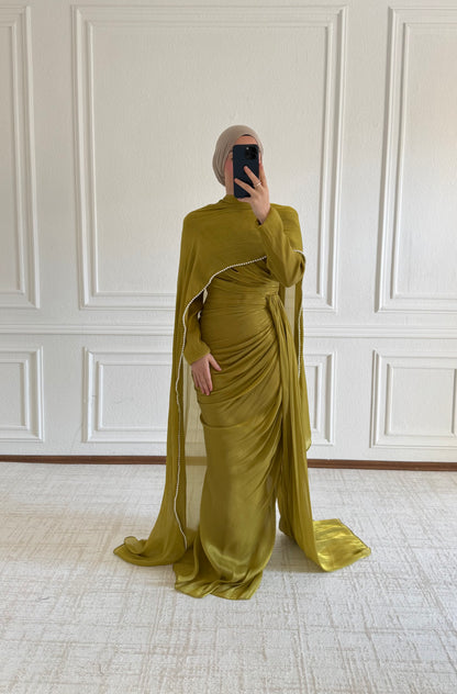 Sena Dress mit abnehmbarer Schal