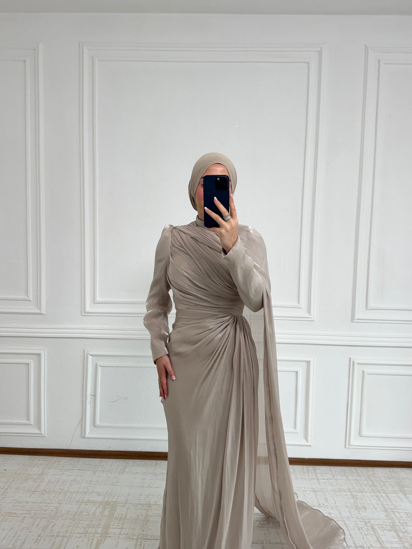 Nura Abendkleid Beige