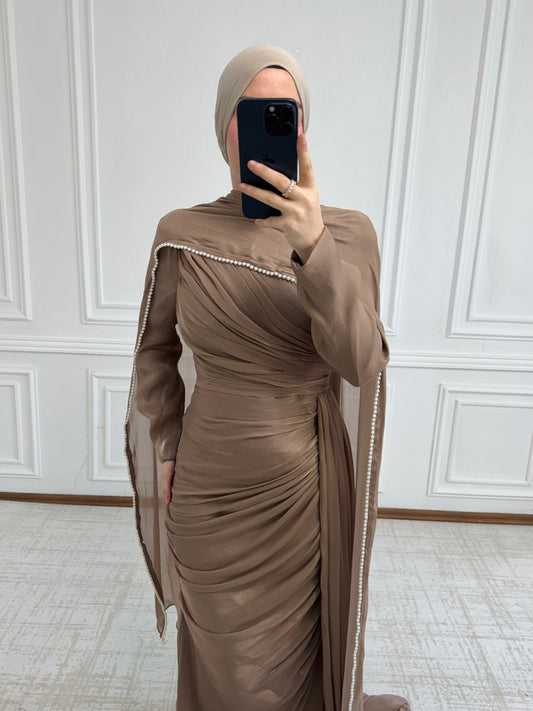 Sena-Dress mit abnehmbarer Schal