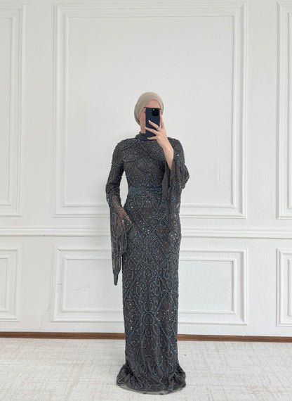 Aya – Premium Haute Couture Grau