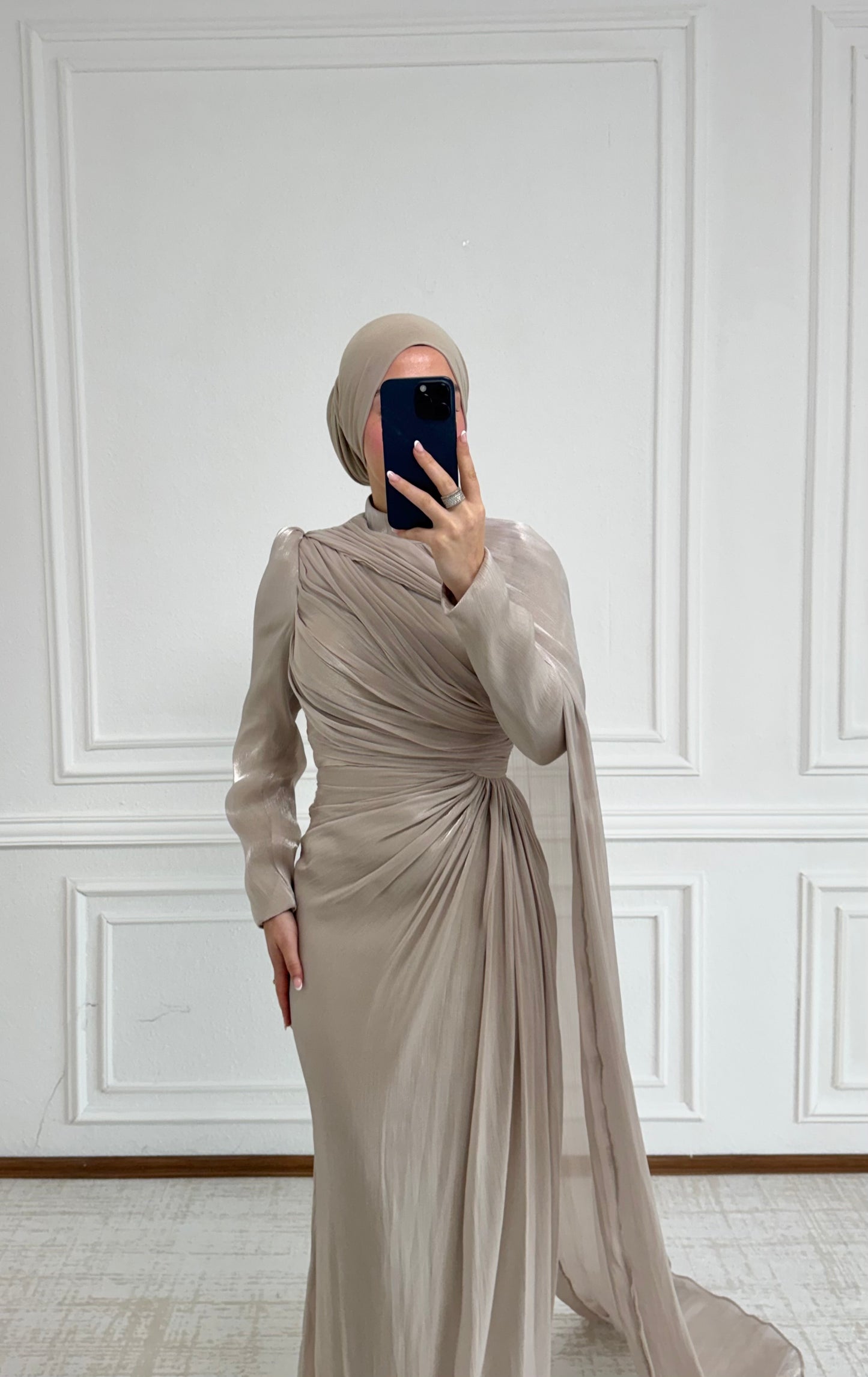 Nura Abendkleid Beige