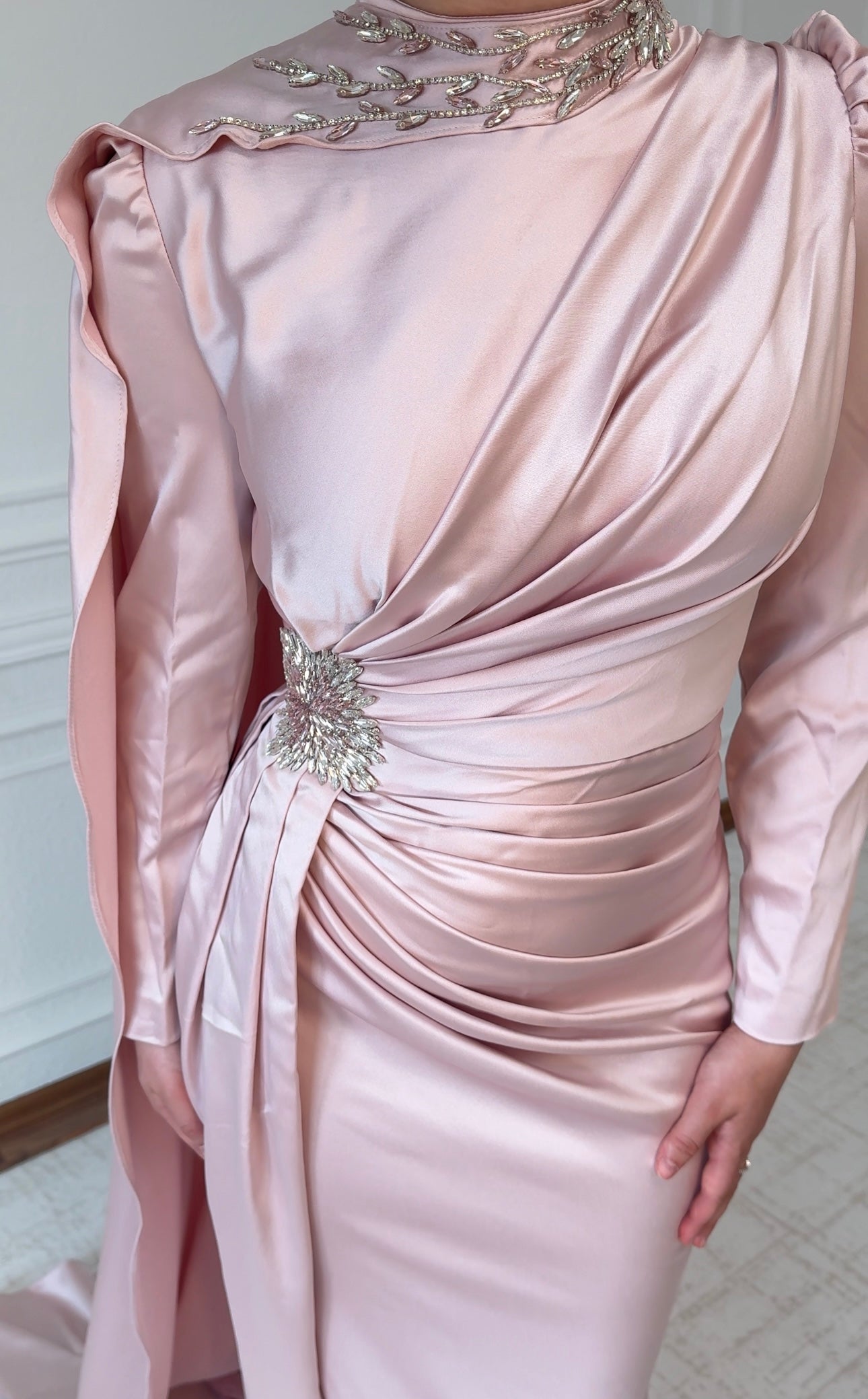 Rosa Abendkleid - mit seitenschleppe und Schall