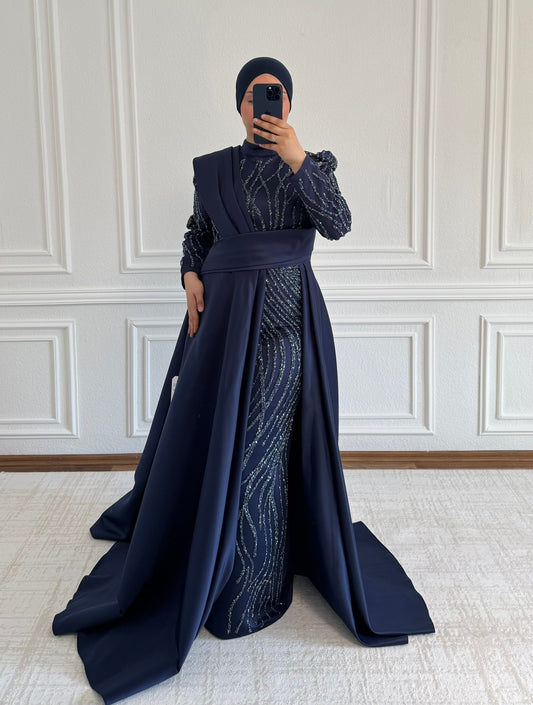 Amara Abendkleid mit Schleppe