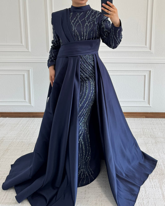 Amara Abendkleid mit Schleppe