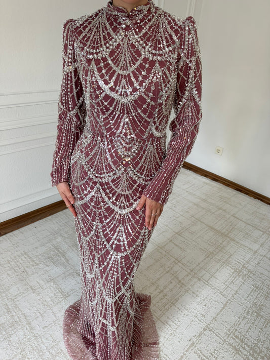 Nayla Abendkleid - Altrosa mit Perlenstrickerei